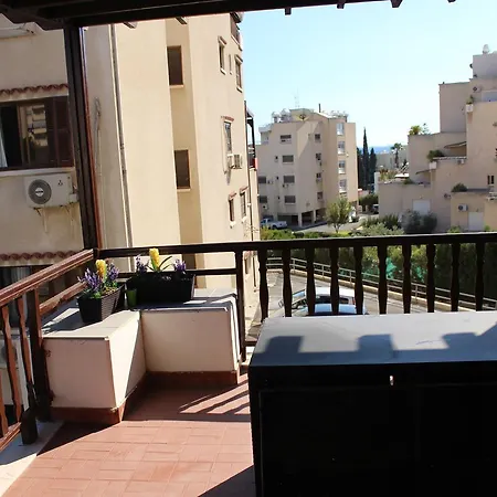 Family Vacation By The Sea With Large Terrace Limassol