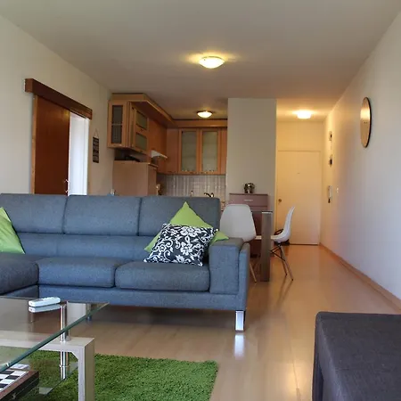 Family Vacation By The Sea With Large Terrace Limassol